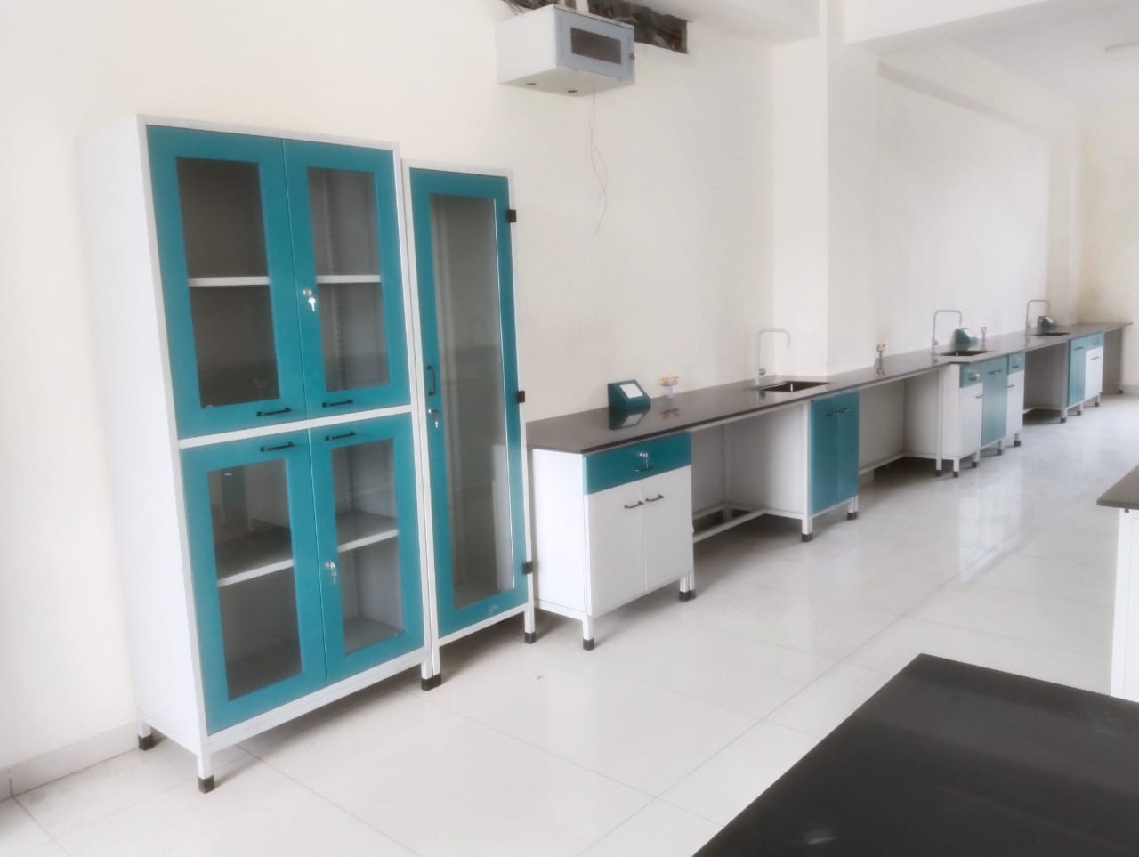  Storage Cabinet Manufacturer - I.S. LabCare Technologies