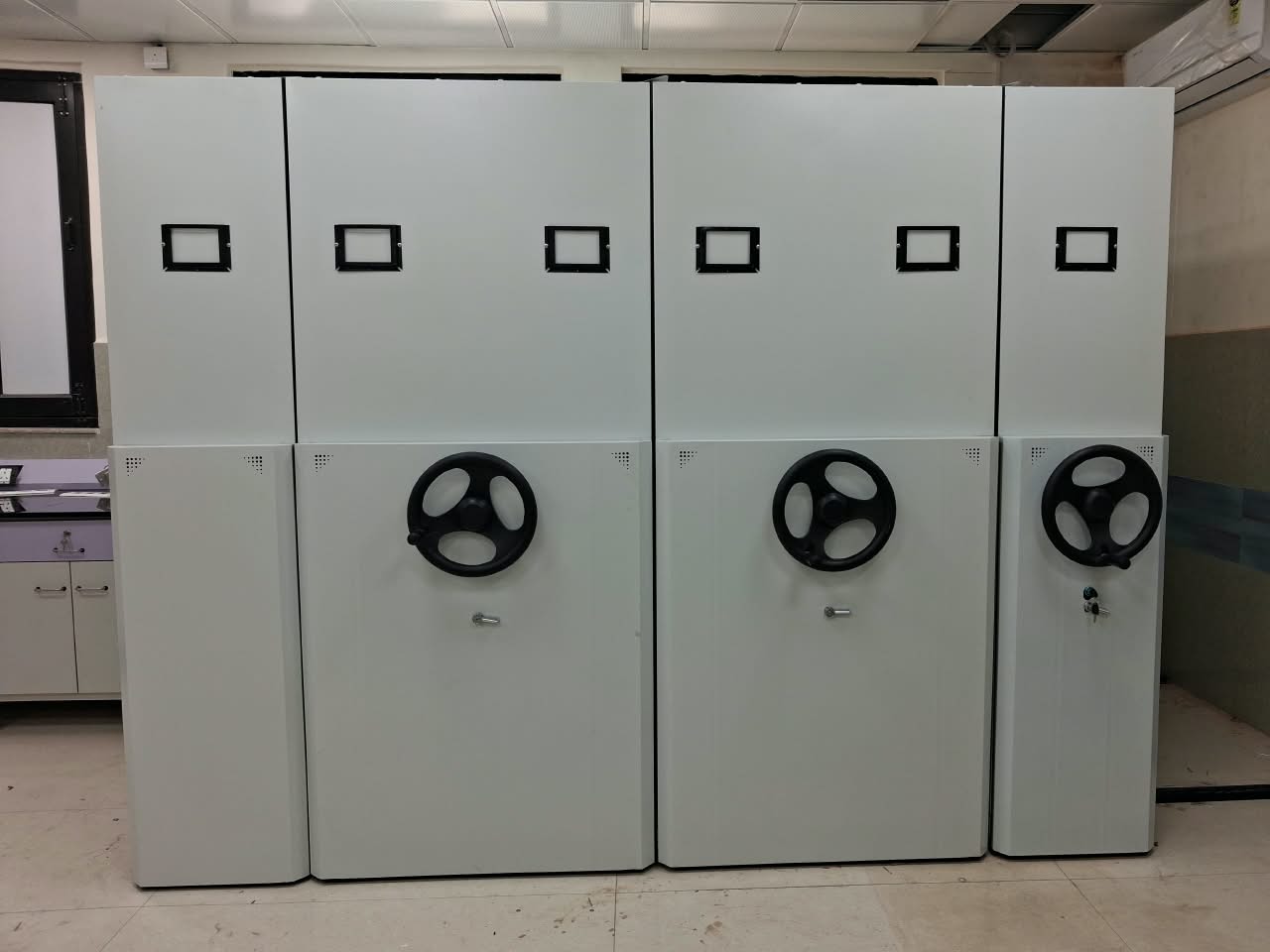 Laboratory  Storage Cabinet Supplier